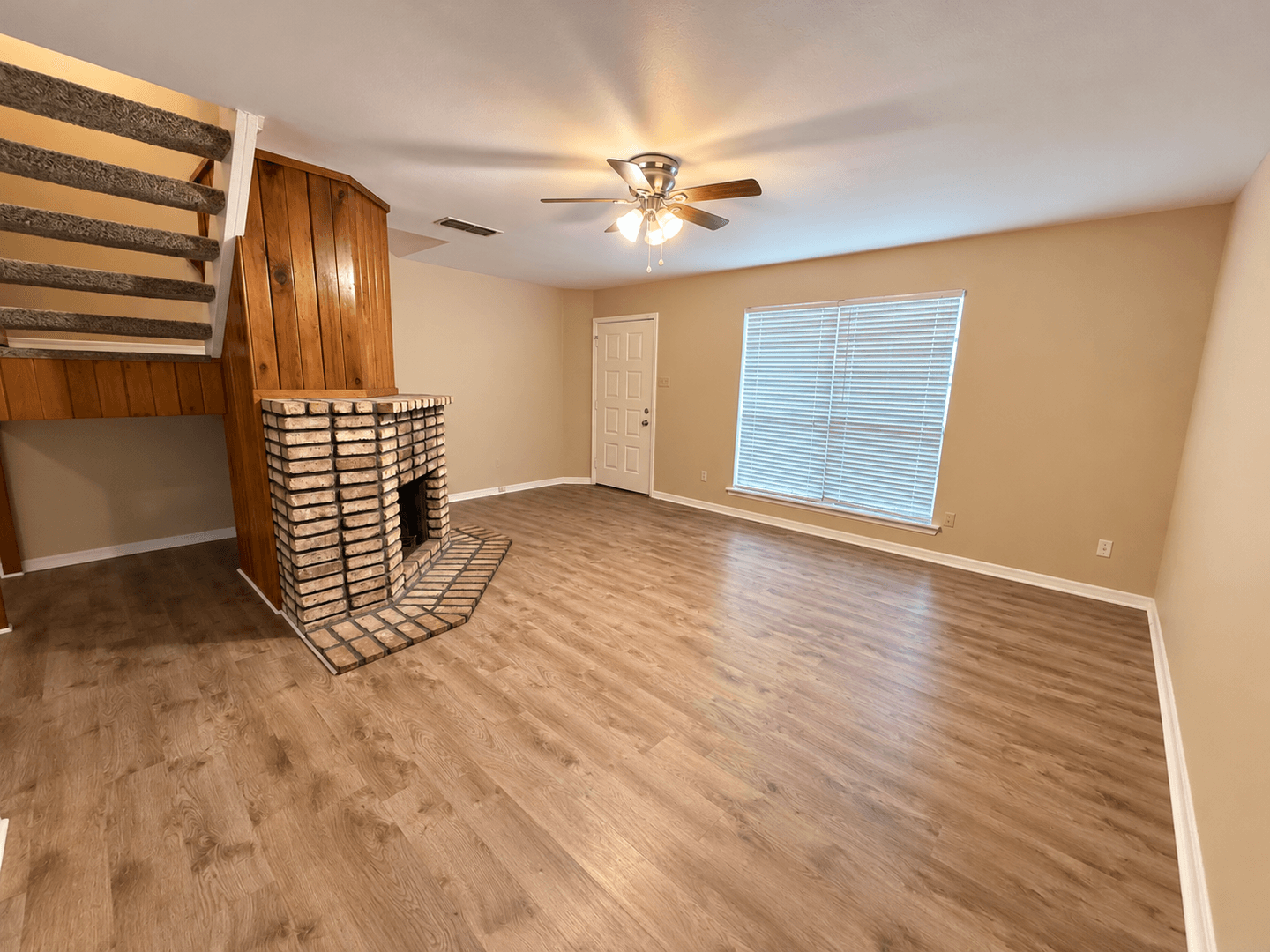 Shreveport House: 4111 Pines Rd.