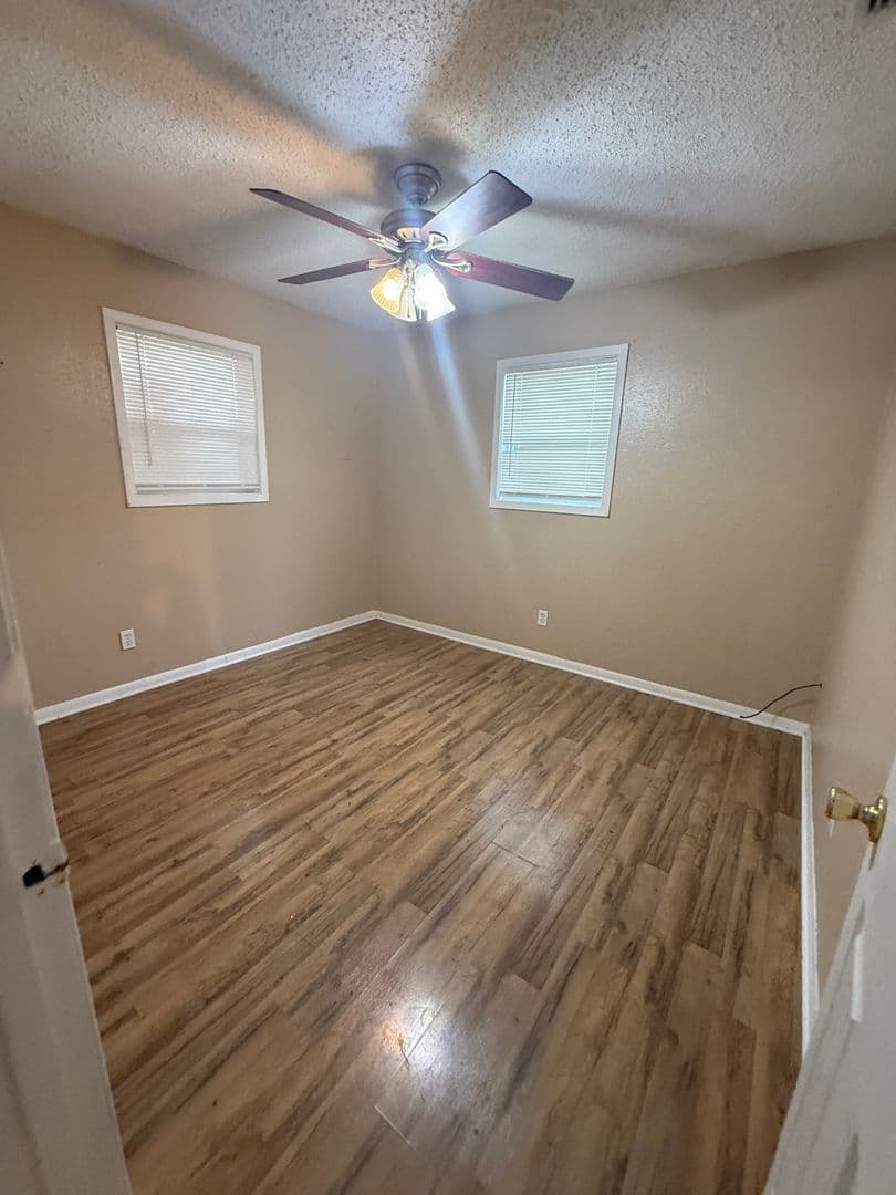 Bossier City House: 1219 Gladiolus