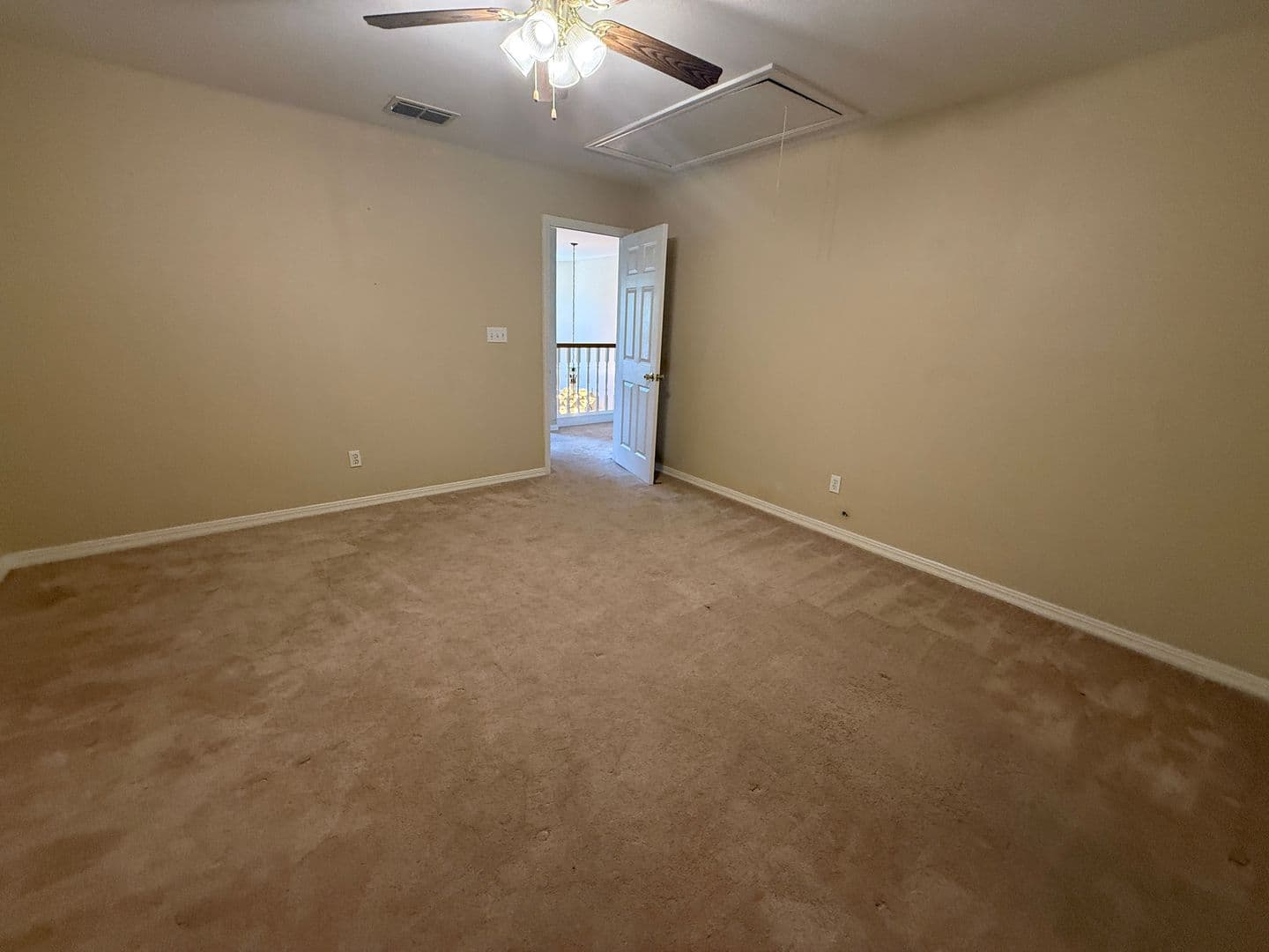 Shreveport House: 139 Hallette Dr