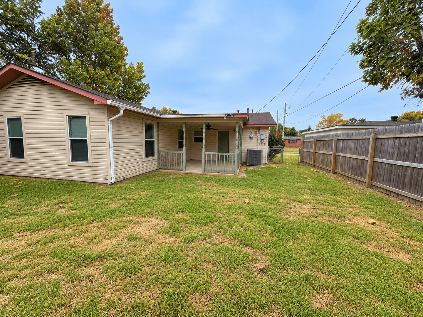 Bossier City House: 1219 Gladiolus