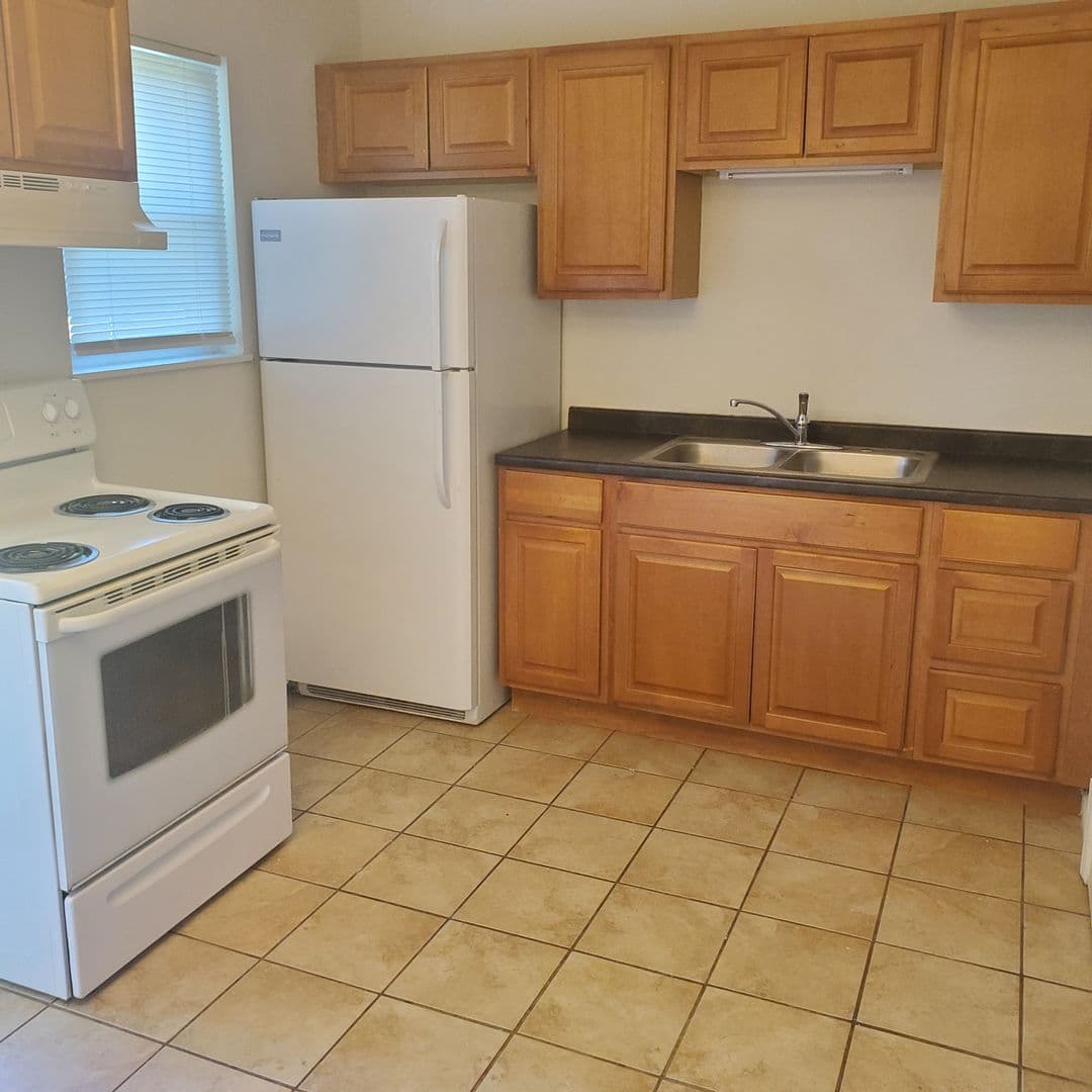 Arnold Apartment: 509 Potomac