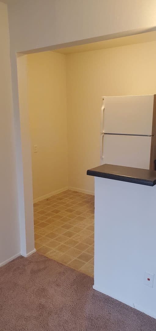 St. Louis Apartment: 9727 Pauline Pl