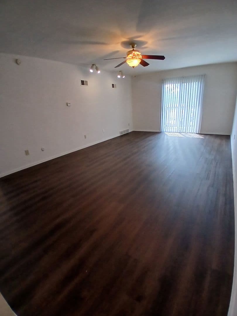 St Louis Apartment: 4080 Sir Bors