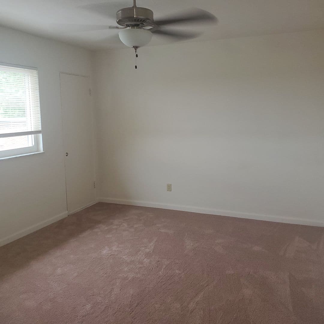 St. Louis Apartment: 5226 Lemay Ferry Rd