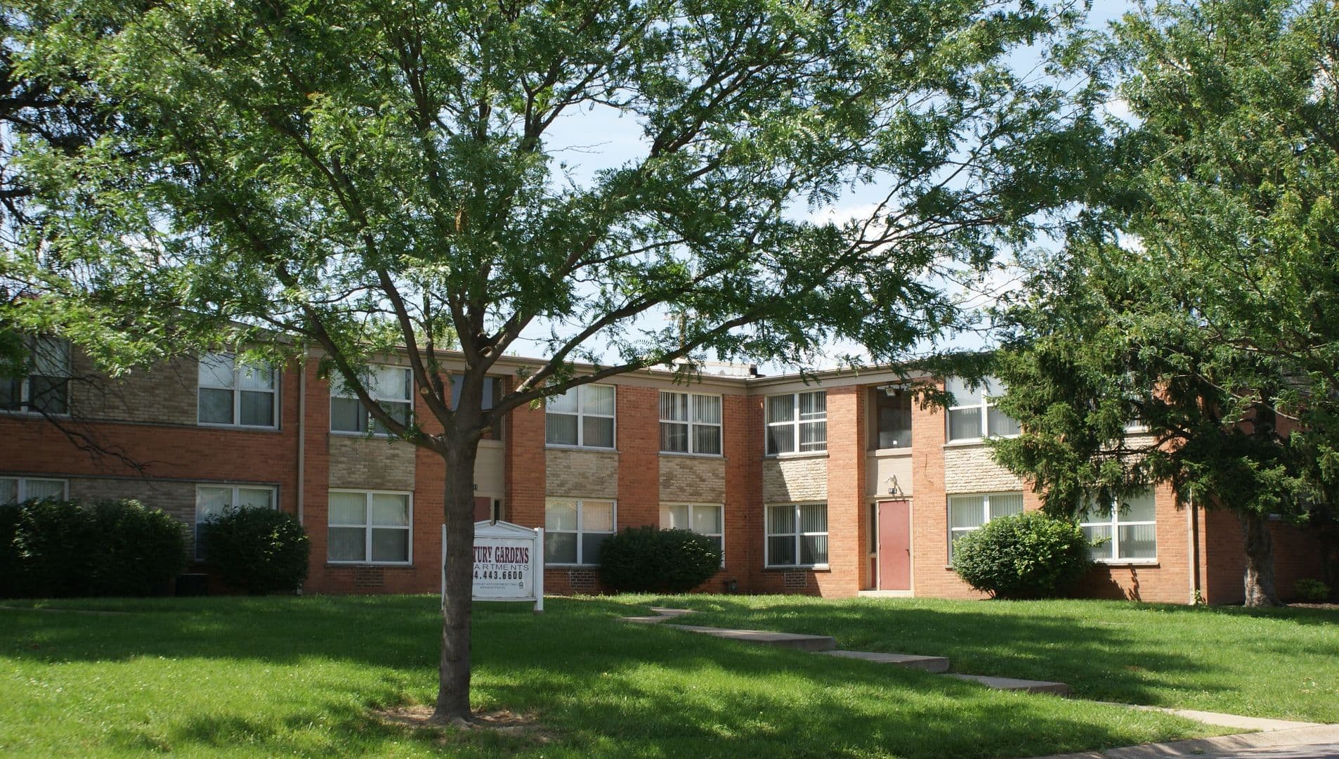 St. Louis Apartment: 1600  Page Industrial Blvd