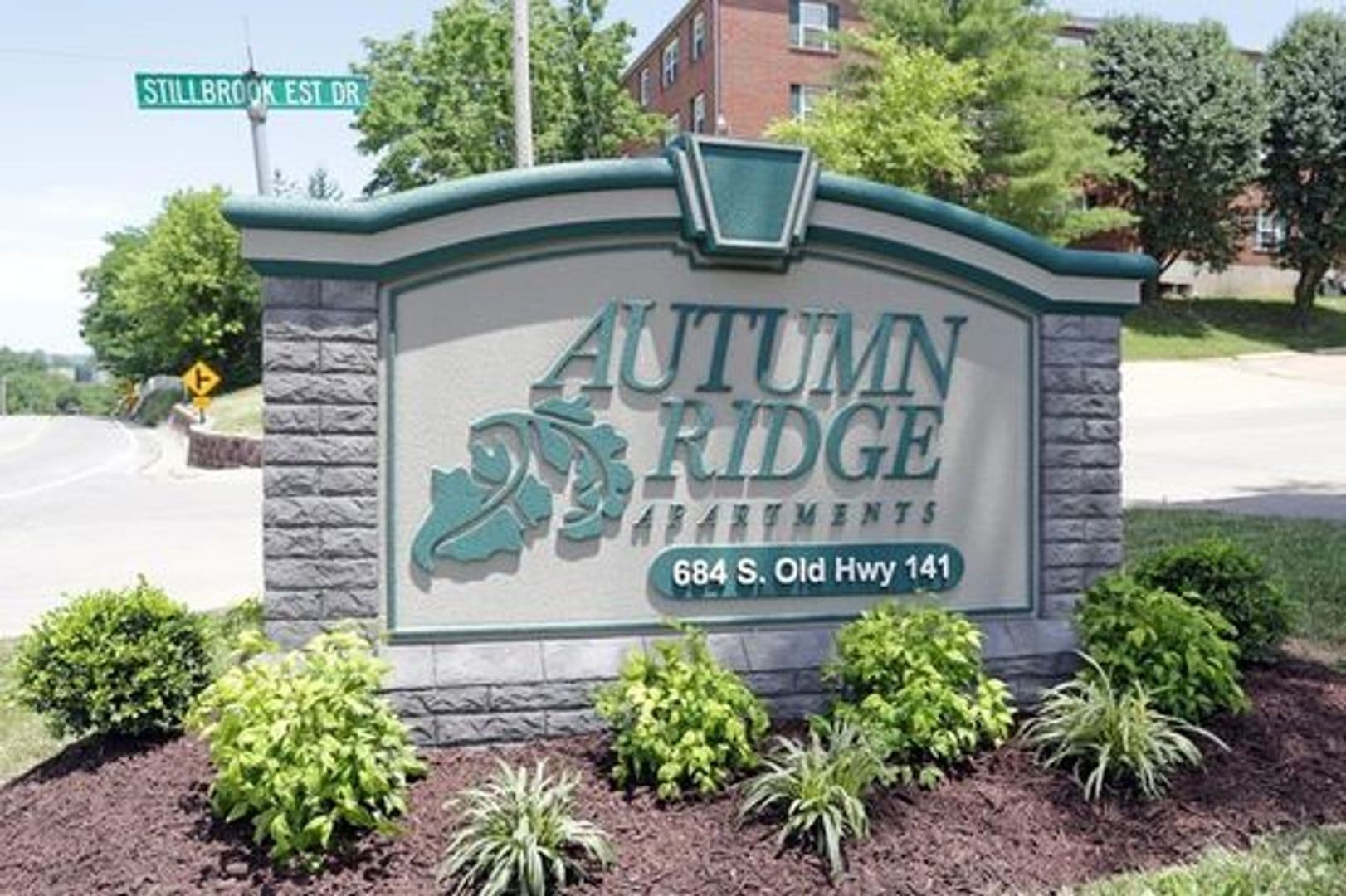 Fenton Apartment: 684 South Old Highway 141