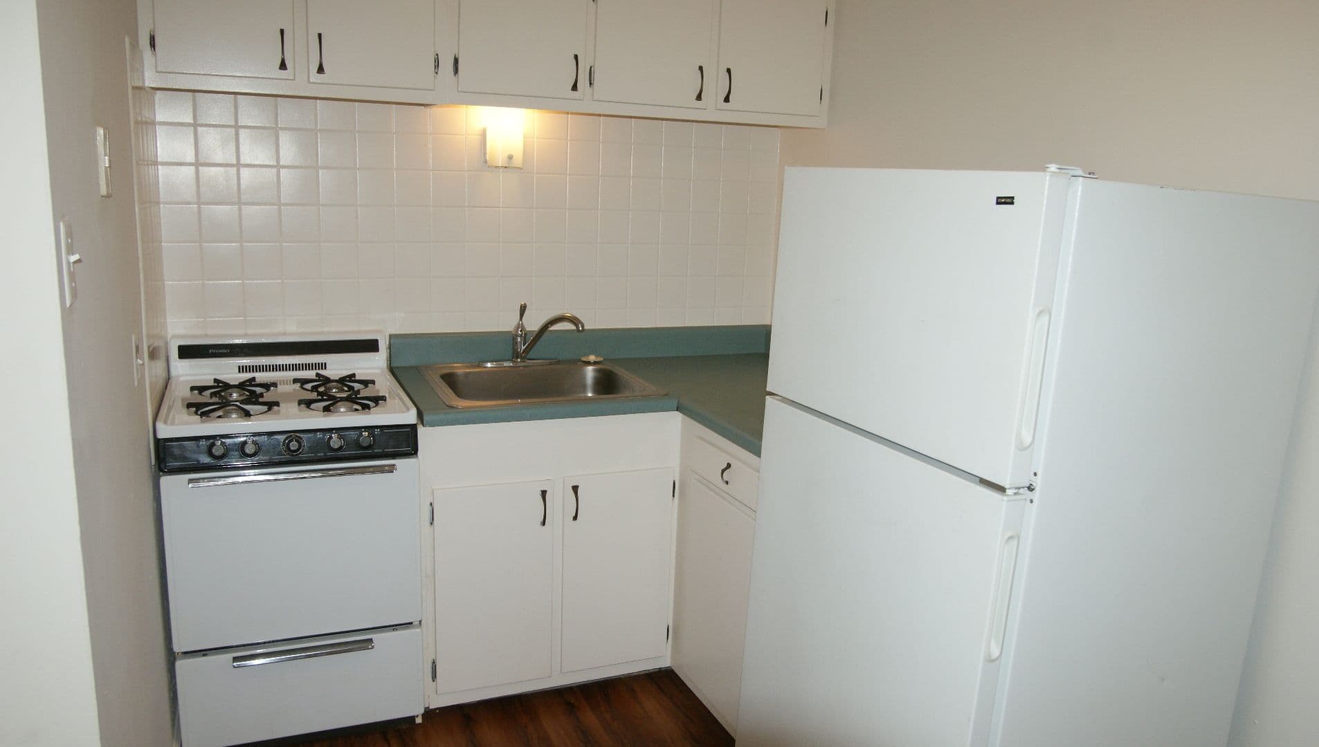 St. Louis Apartment: 9727 Pauline Pl