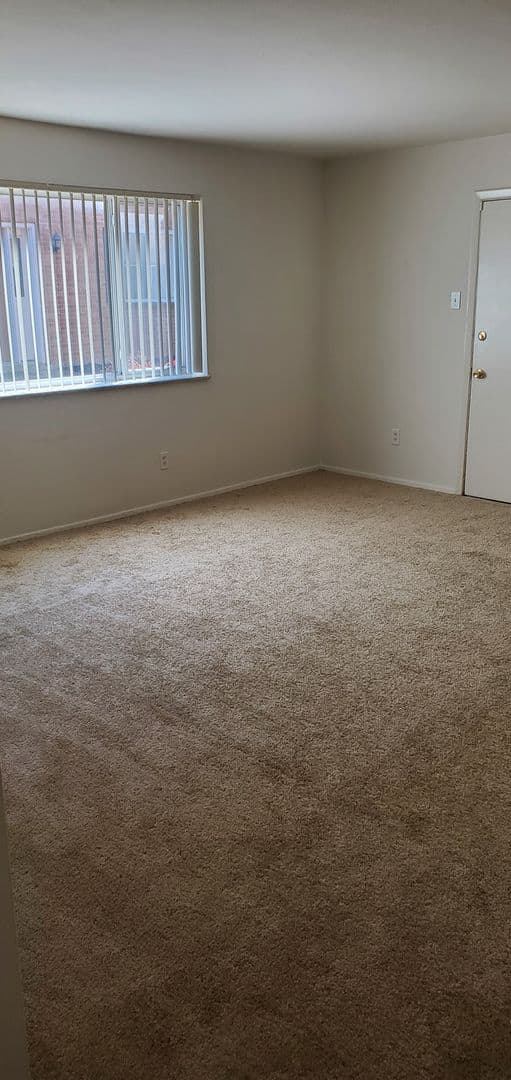 St. Louis Apartment: 9727 Pauline Pl