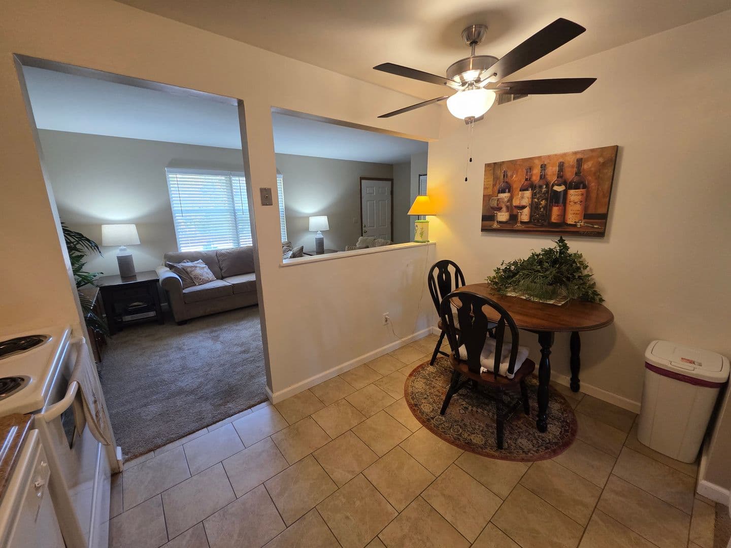 St. Louis Apartment: 13108 Bulter Oak Dr.