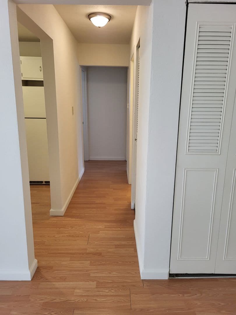 St. Louis Apartment: 5226 Lemay Ferry Rd