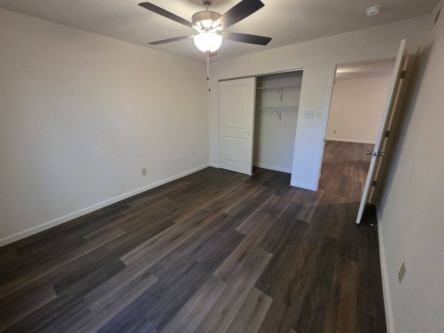Fenton Apartment: 215 Mt Everest