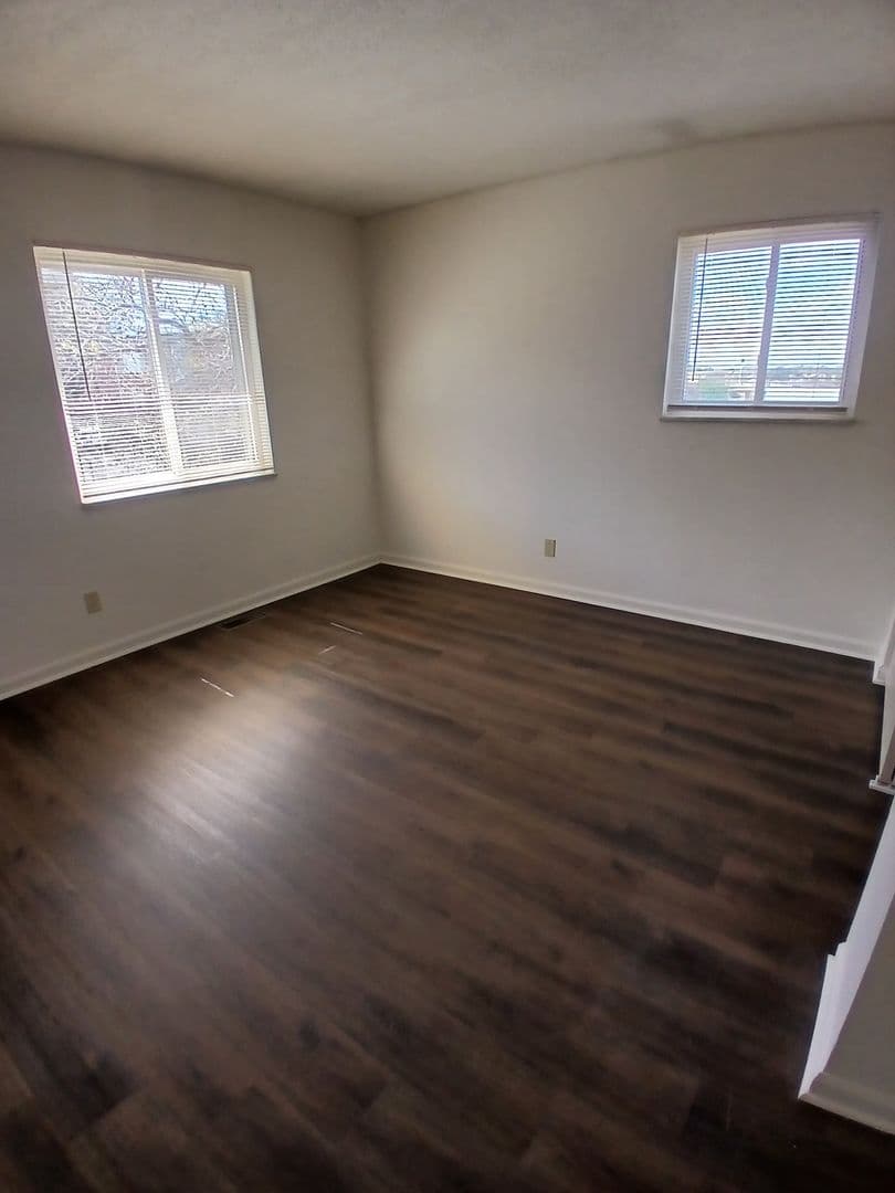 St. Louis Apartment: 5226 Lemay Ferry Rd
