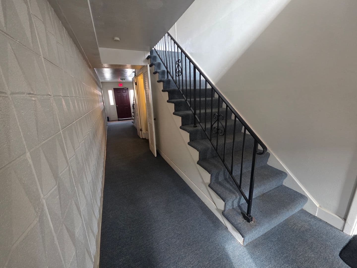 St. Louis Apartment: 9727 Pauline Pl