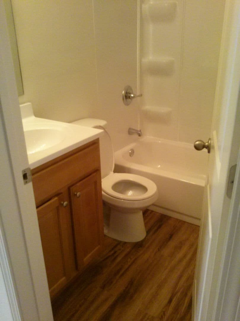St. Louis Apartment: 5226 Lemay Ferry Rd