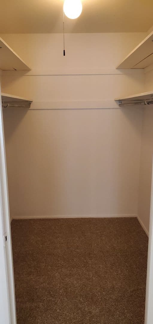 St. Louis Apartment: 9727 Pauline Pl