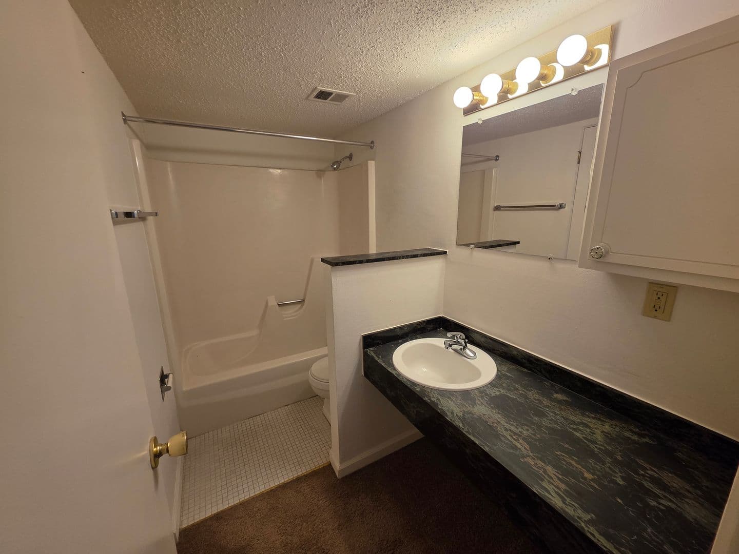 St. Louis Apartment: 9920 Merito Drive