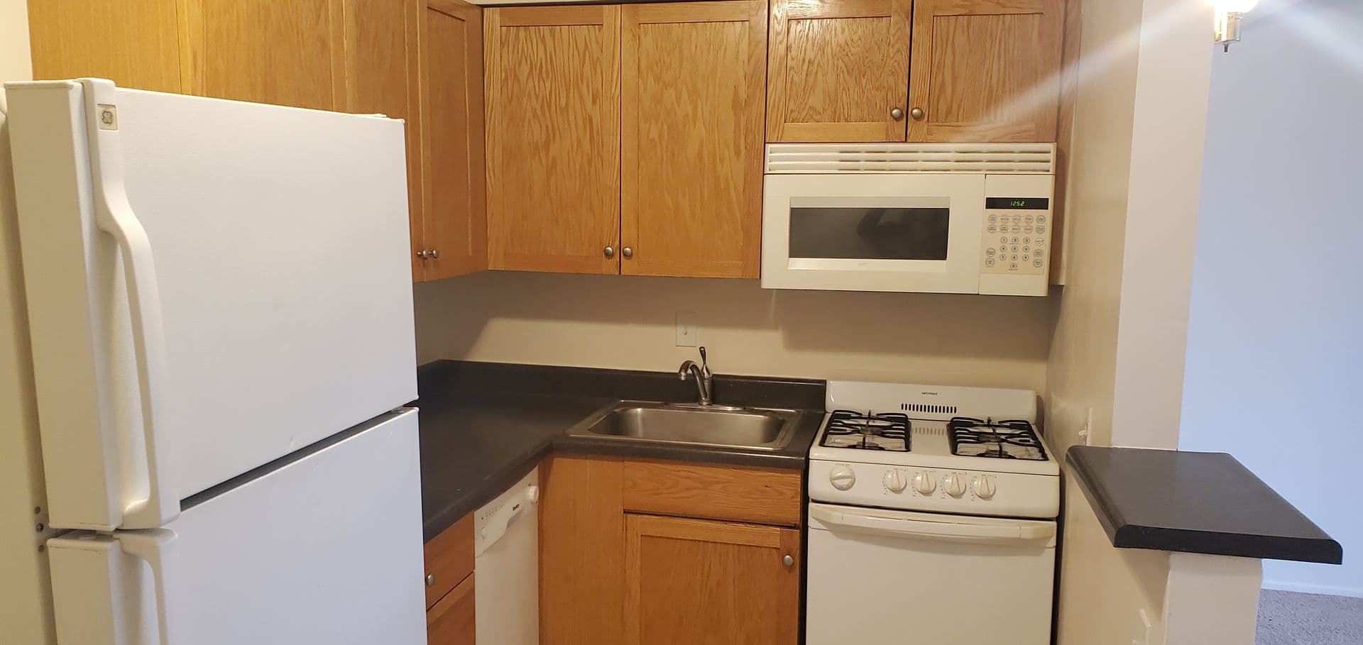 St. Louis Apartment: 9727 Pauline Pl