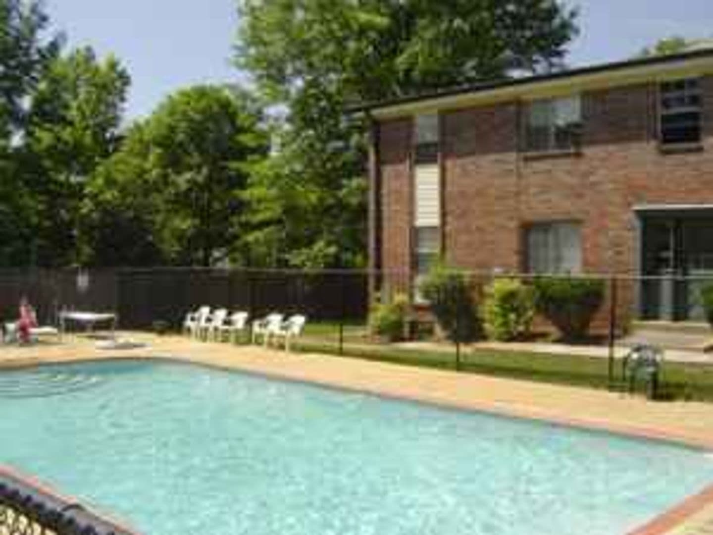 St. Louis Apartment: 5226 Lemay Ferry Rd