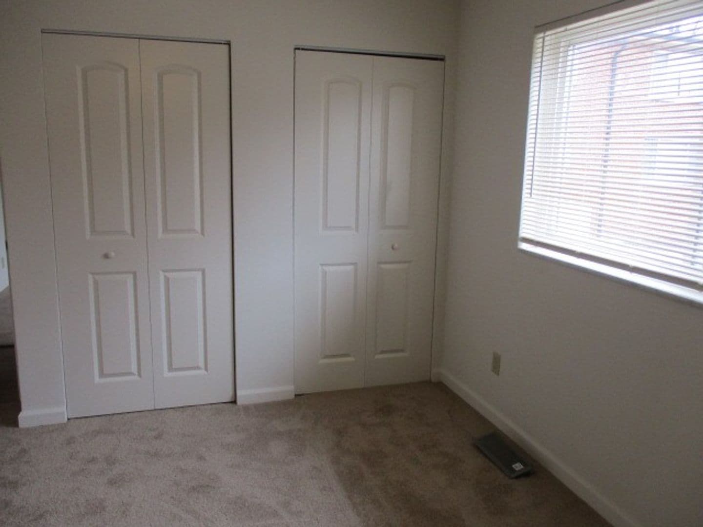 St. Louis Apartment: 5226 Lemay Ferry Rd