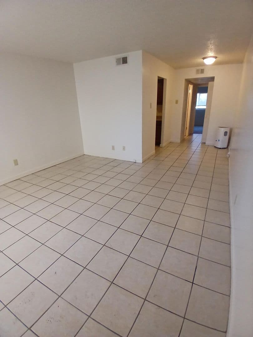 Valley Park Apartment: 54-66 Cheryl Lane