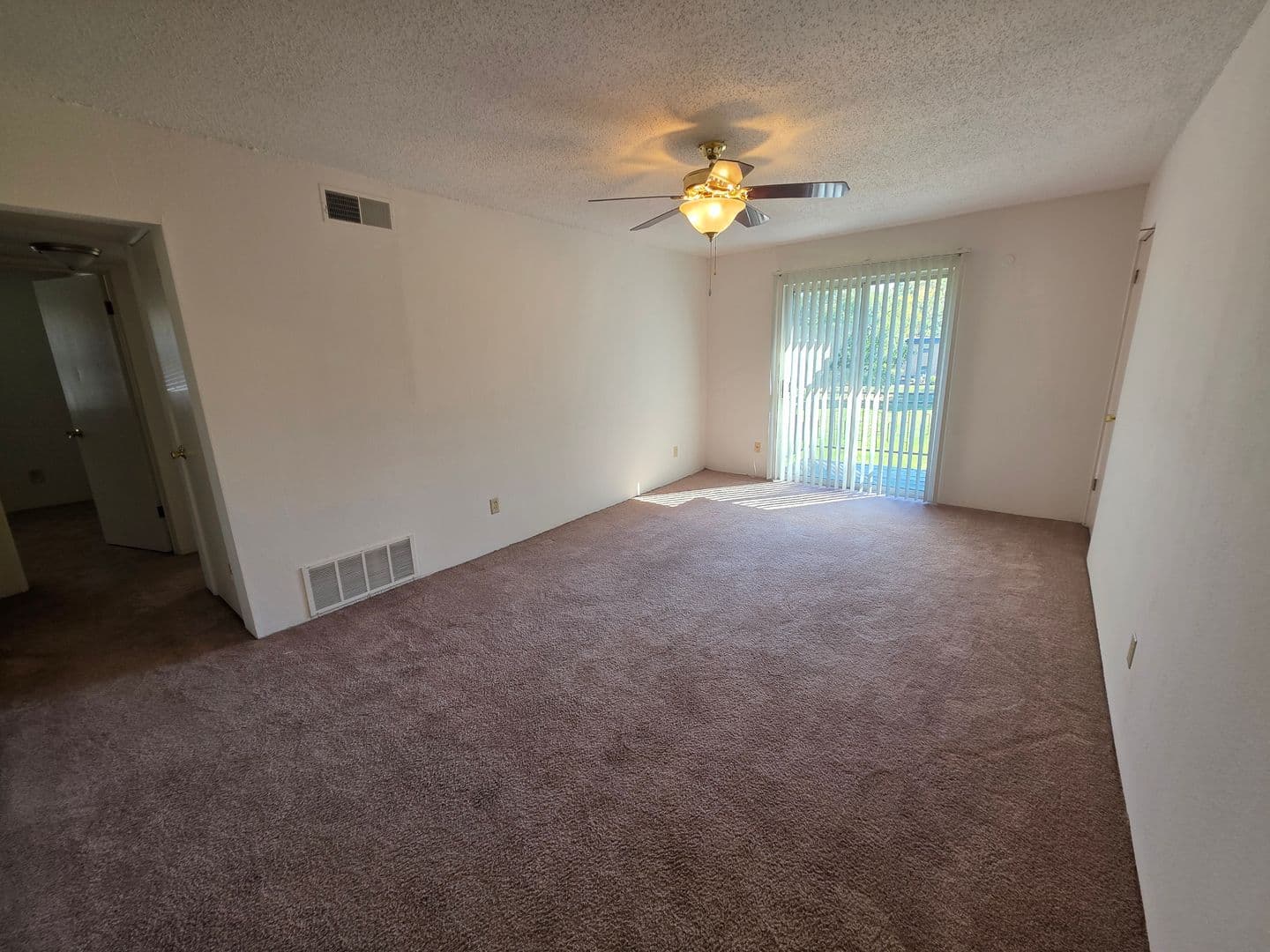 St. Louis Apartment: 9920 Merito Drive