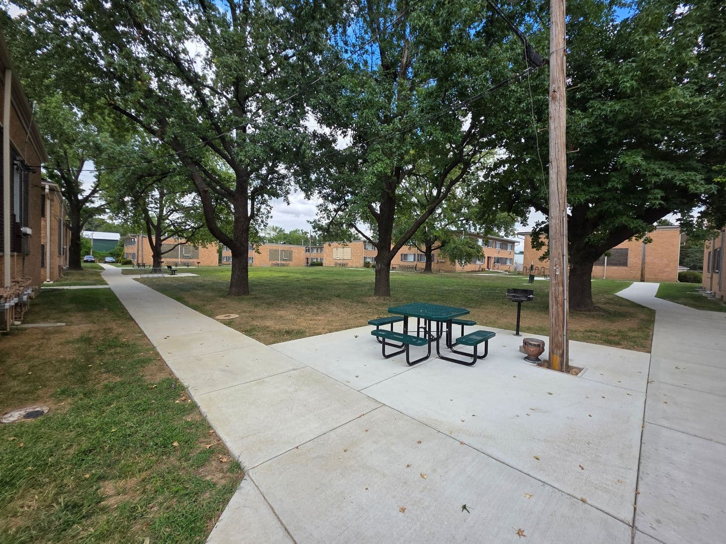 St. Louis Apartment: 9727 Pauline Pl