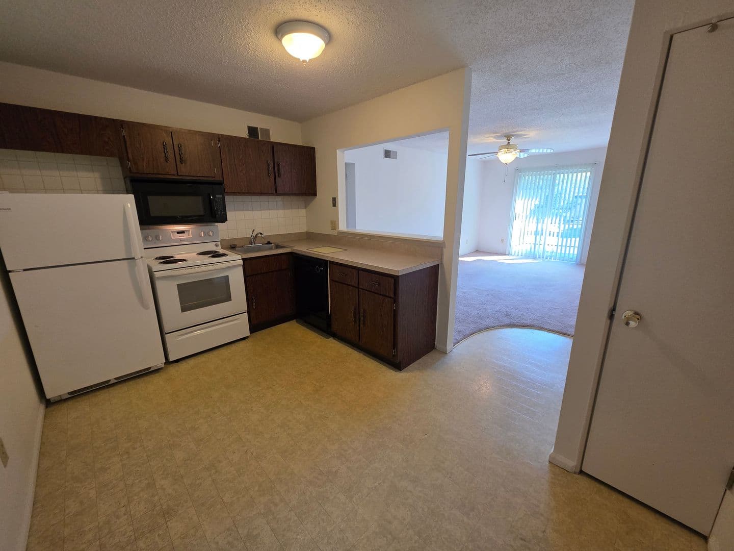 St. Louis Apartment: 9920 Merito Drive