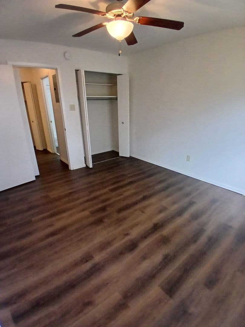 St Louis Apartment: 4080 Sir Bors