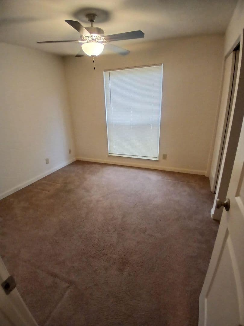St. Louis Apartment: 11515 Gravois Road