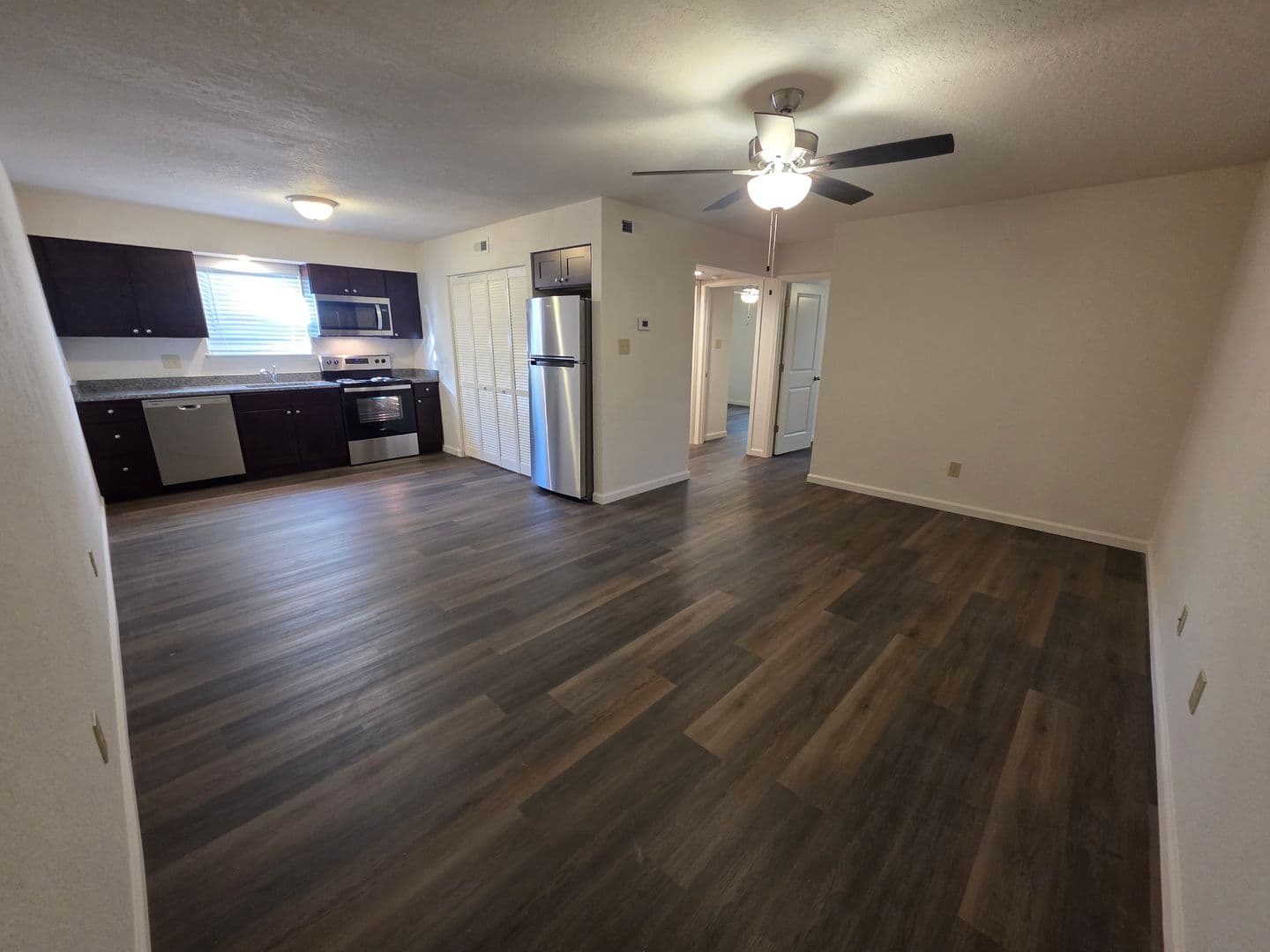 Fenton Apartment: 215 Mt Everest