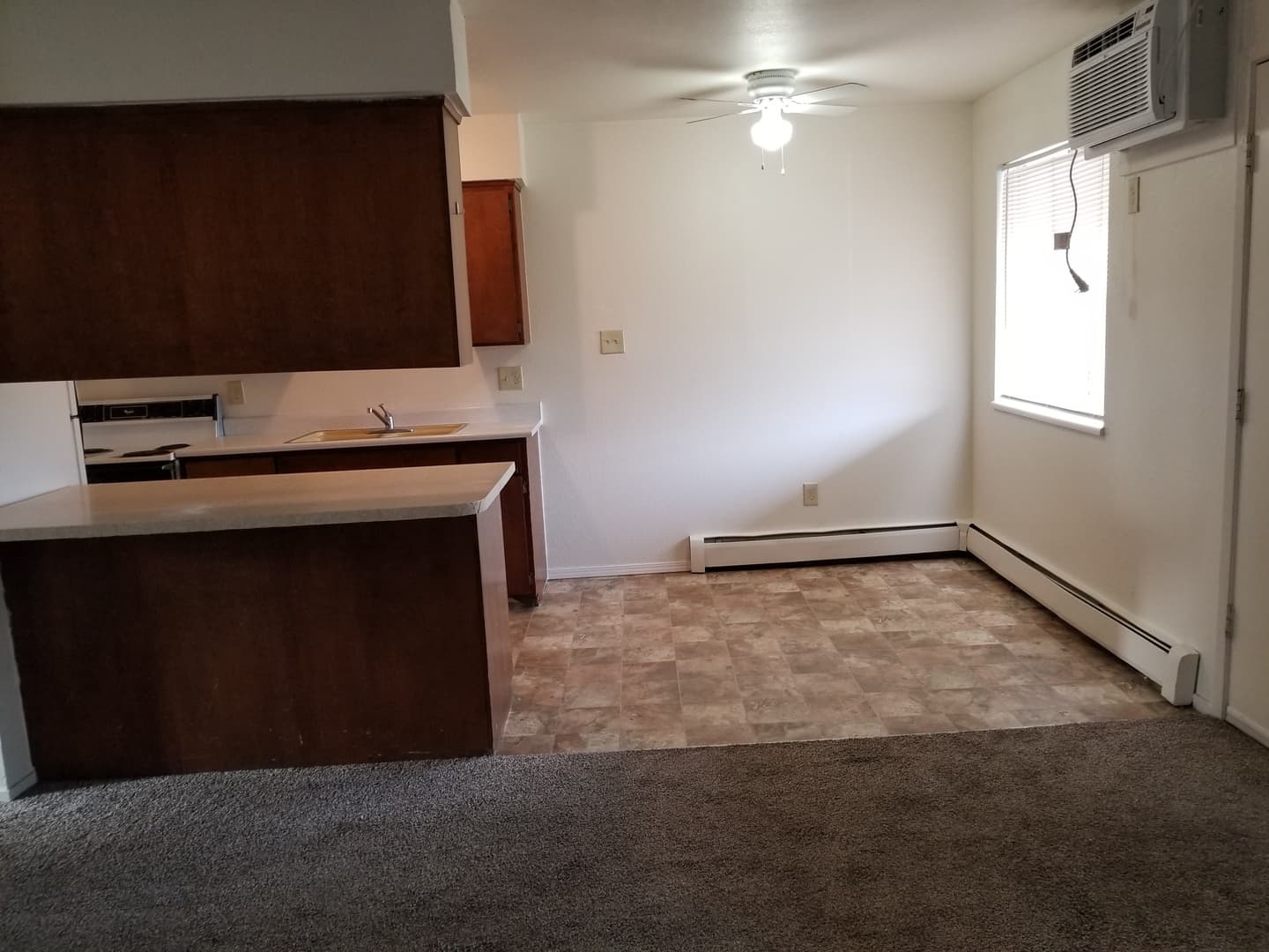 Reno Apartment: 460 E Grove Street