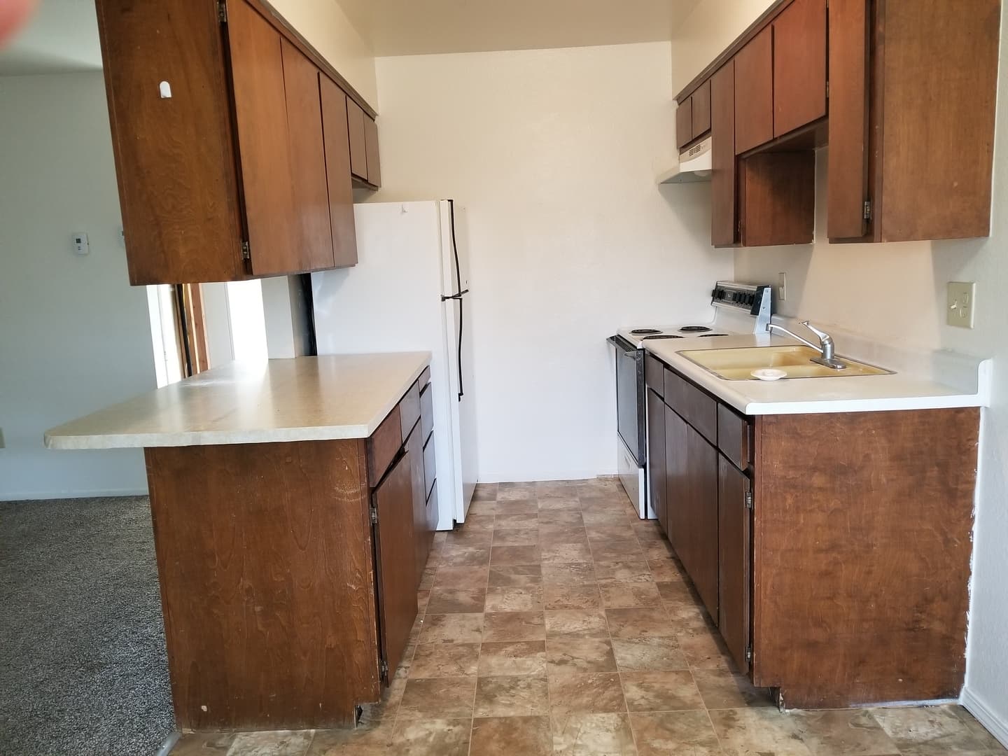Reno Apartment: 460 E Grove Street