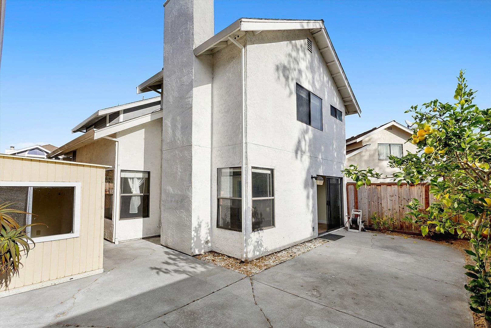 Alameda House: 1304 Pyne Lane