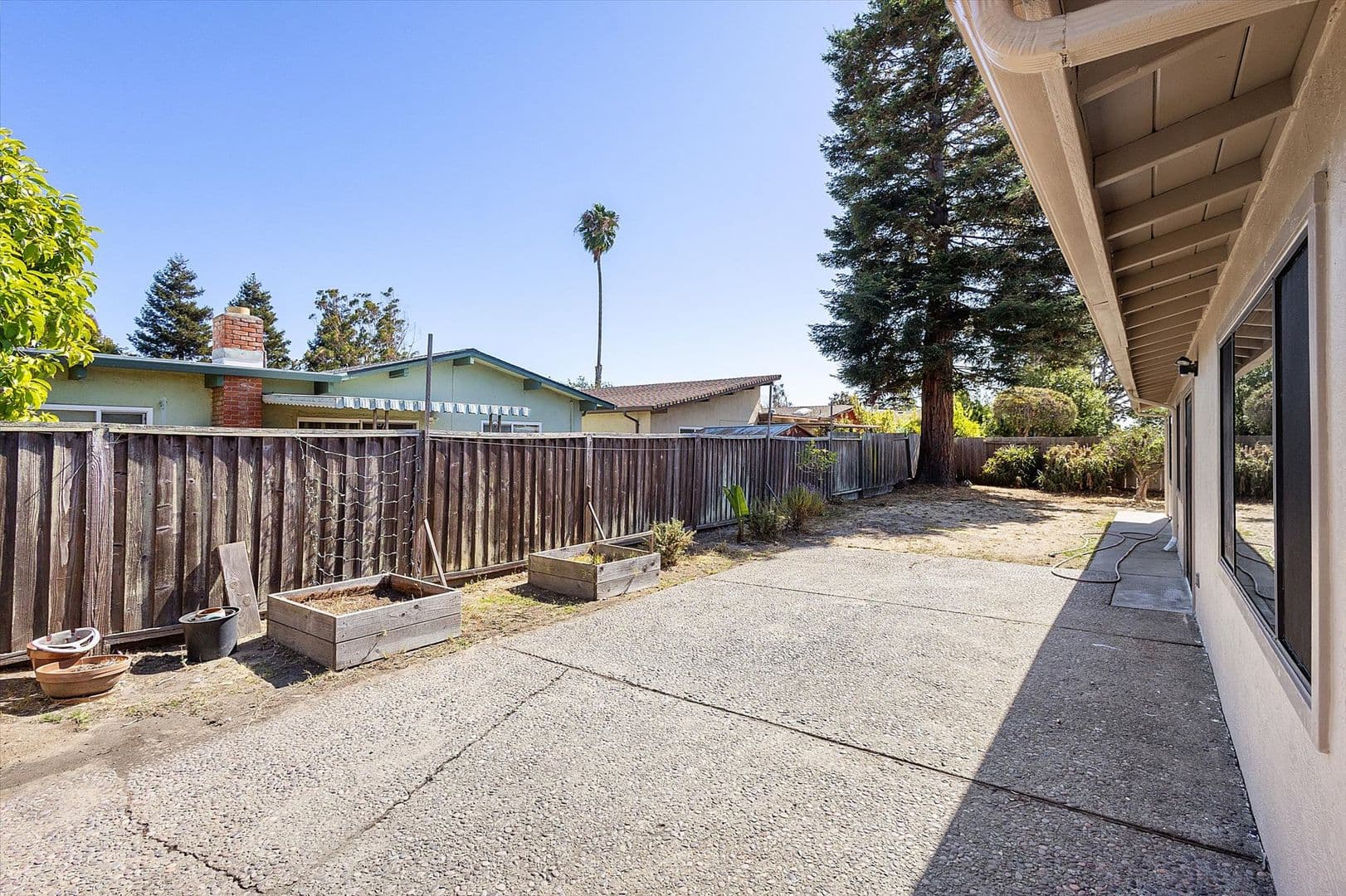 Alameda House: 1256 Rosewood Way