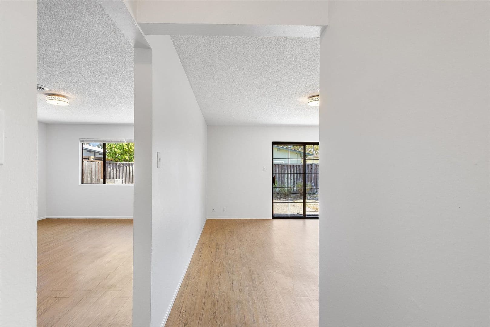 Alameda House: 1256 Rosewood Way