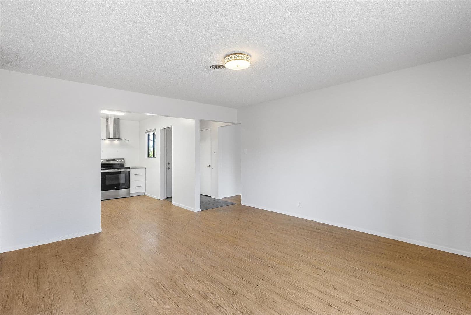 Alameda House: 1256 Rosewood Way
