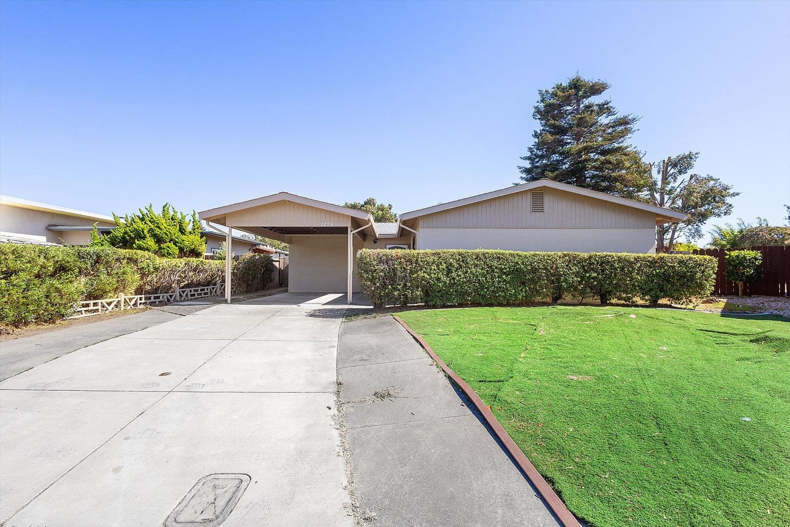 Alameda House: 1256 Rosewood Way