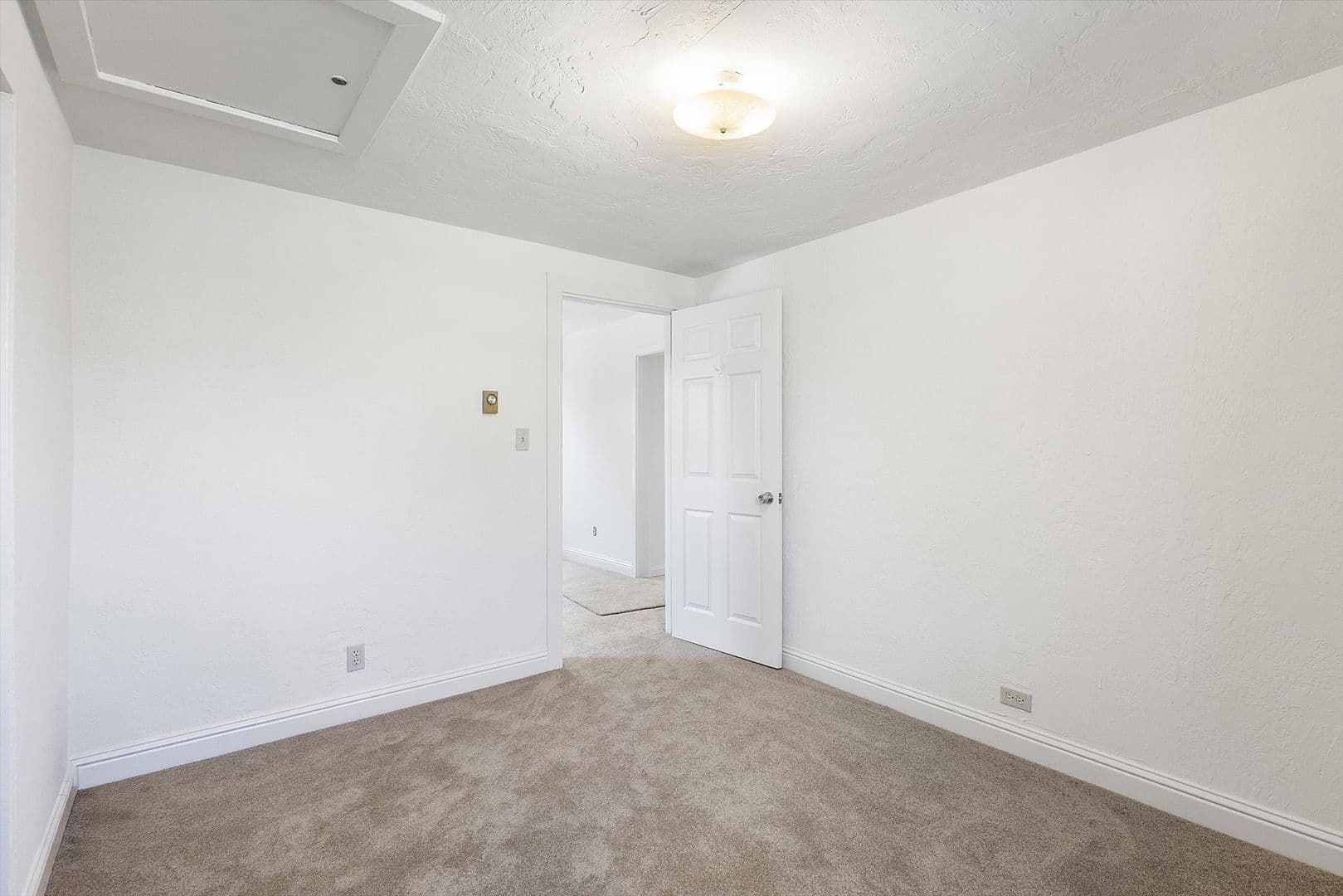 Alameda Apartment: 2510 Eagle Ave #C