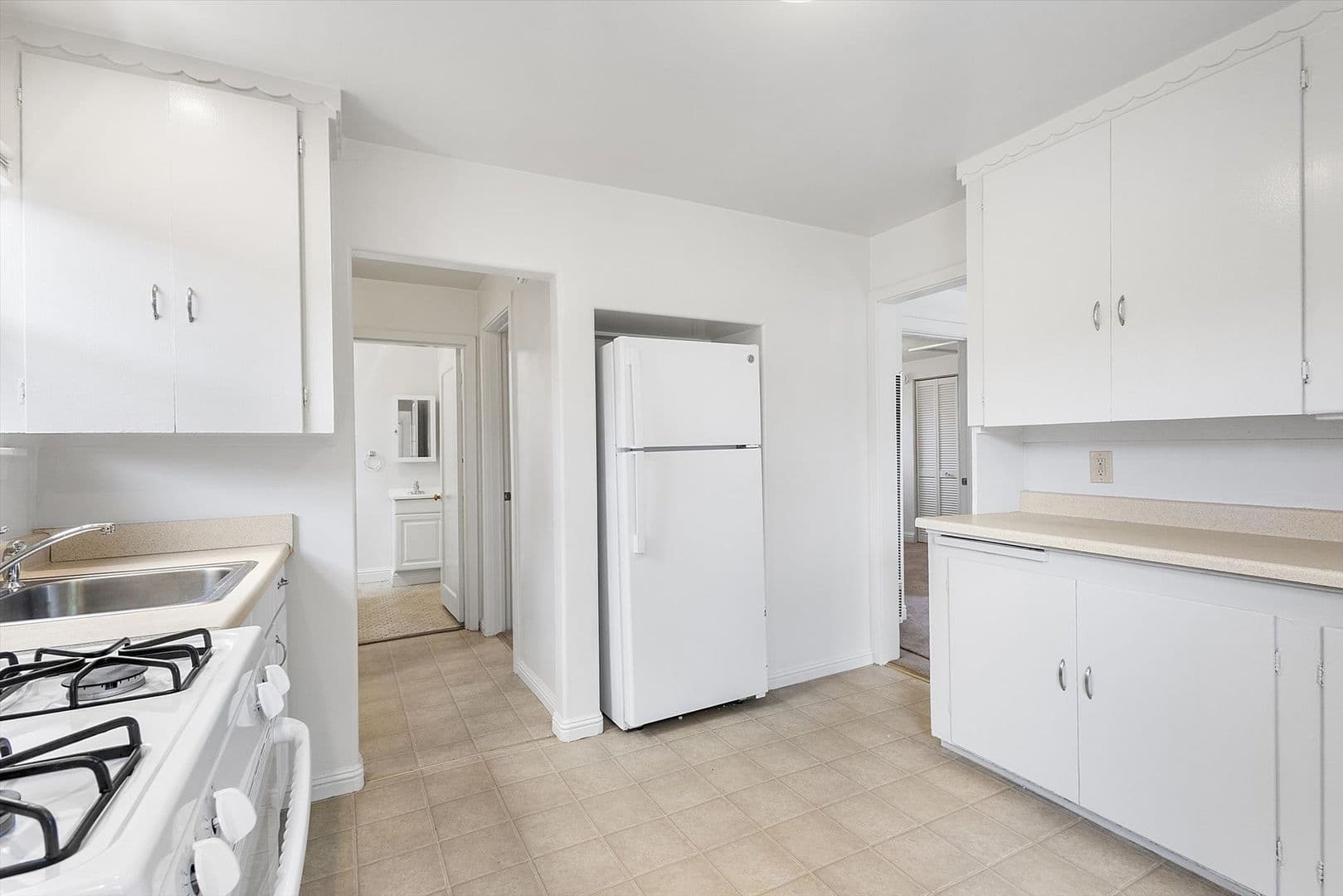 Alameda Apartment: 2510 Eagle Ave #C