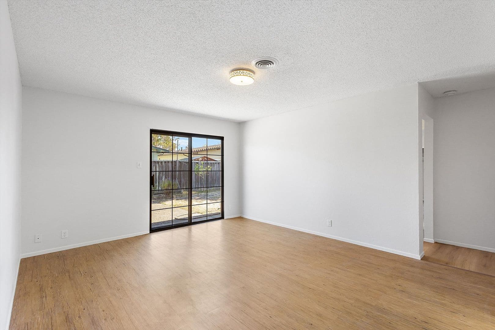 Alameda House: 1256 Rosewood Way