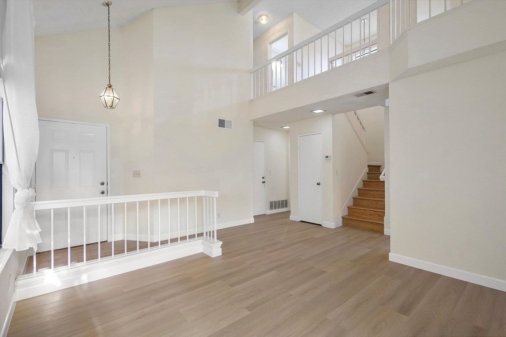 Alameda House: 1304 Pyne Lane