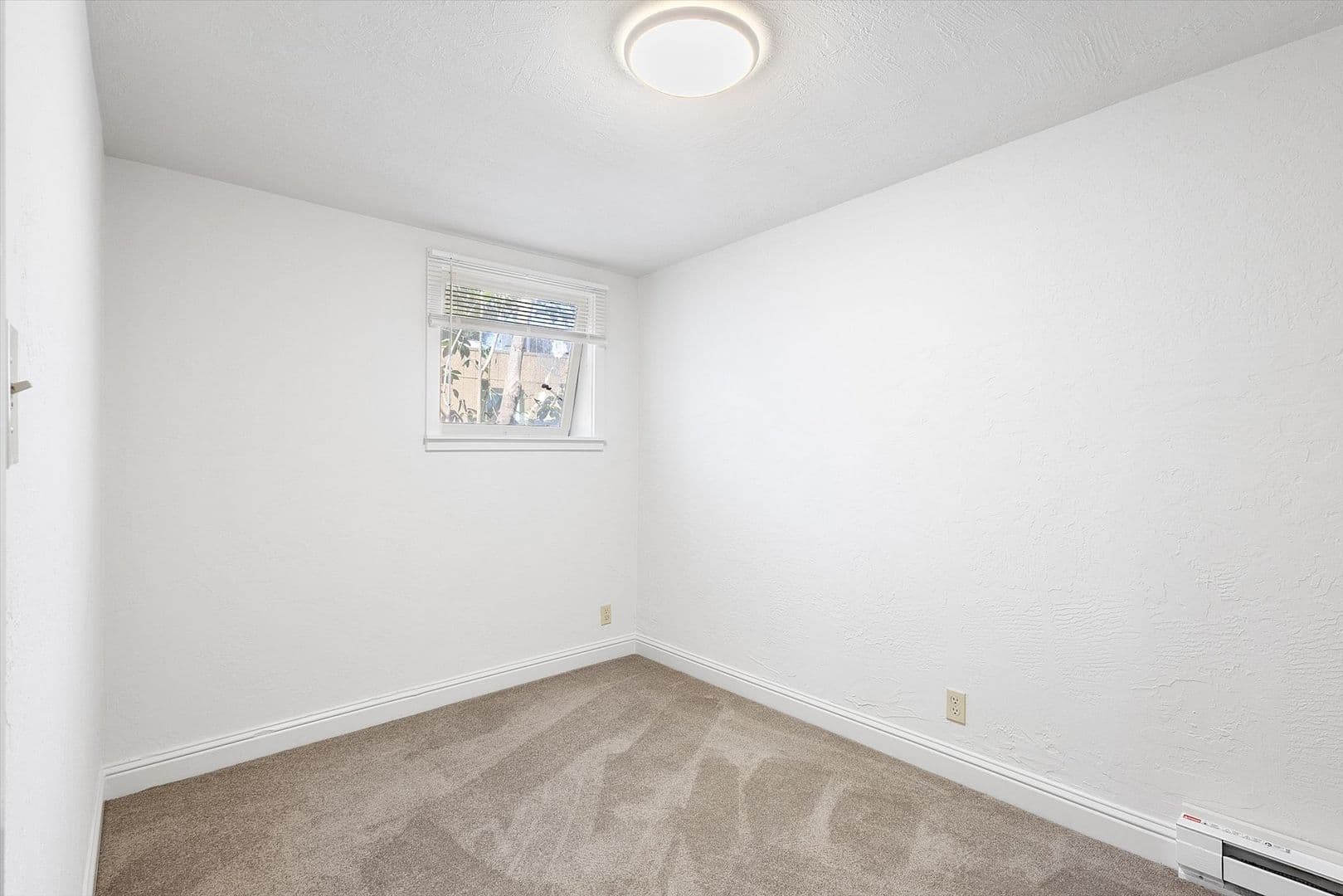 Alameda Apartment: 2510 Eagle Ave #C