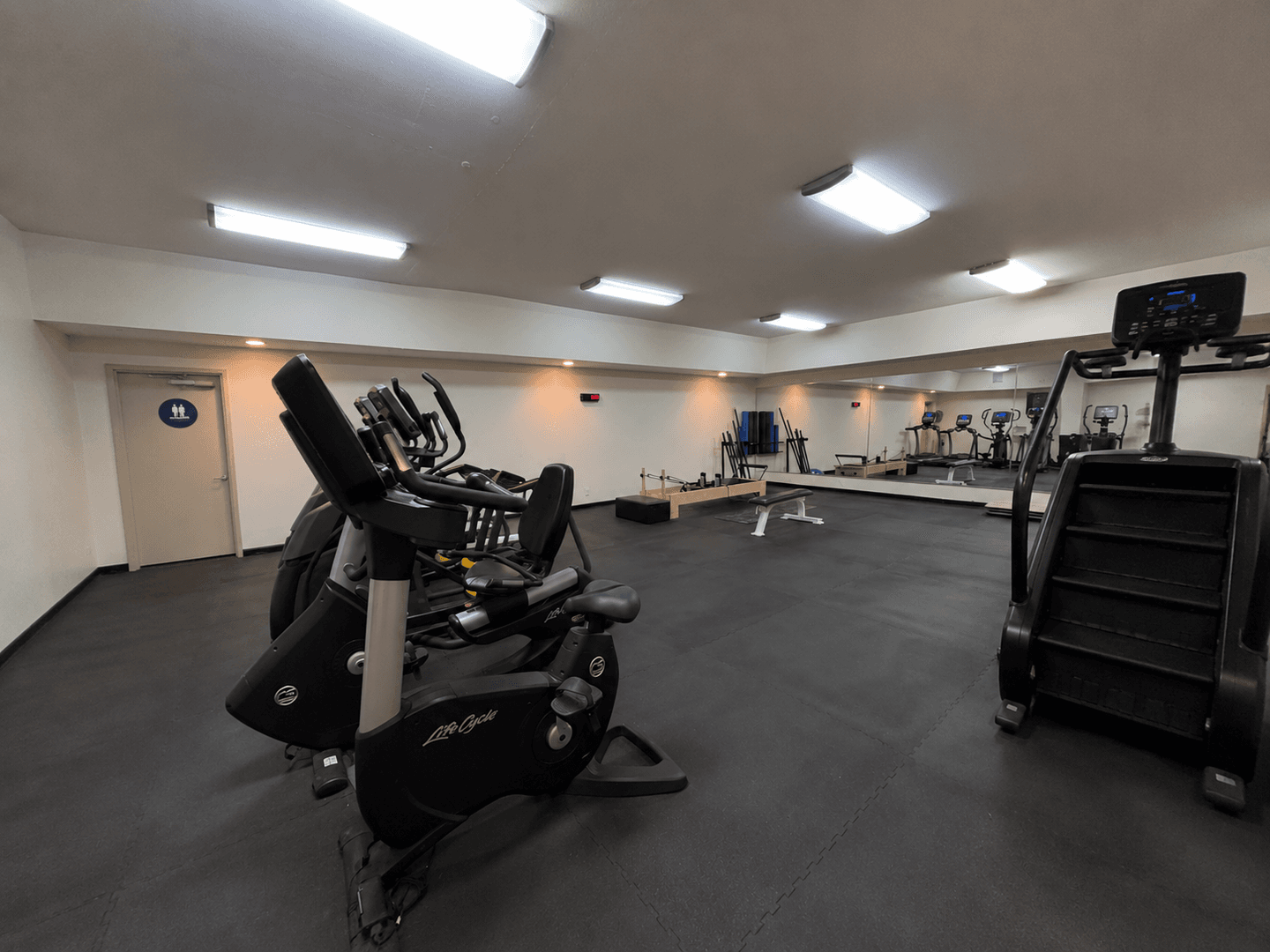 Alameda Condo: 2101 Shoreline Dr #348
