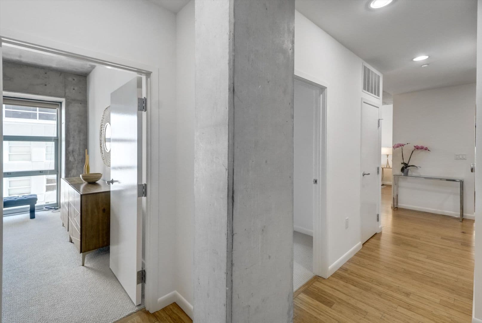 Oakland, Condo: 428 Alice St #629