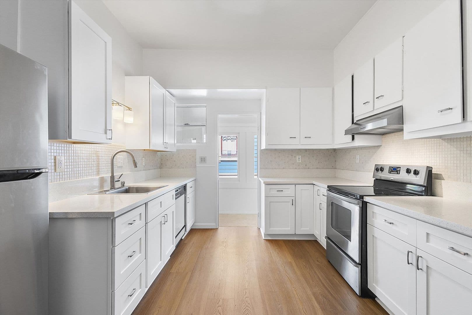 Alameda House: 1545 Verdi St #A