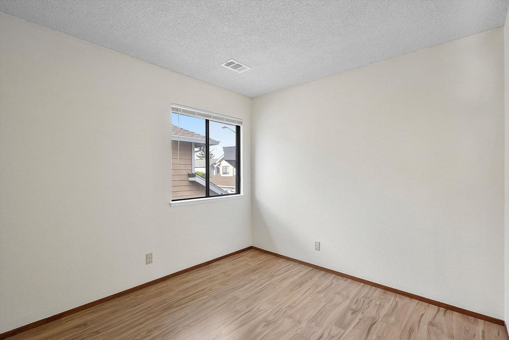 Alameda House: 1304 Pyne Lane