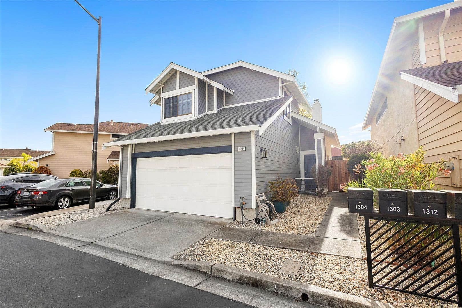 Alameda House: 1304 Pyne Lane