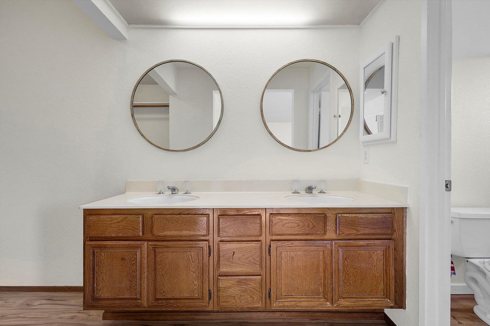 Alameda House: 1304 Pyne Lane