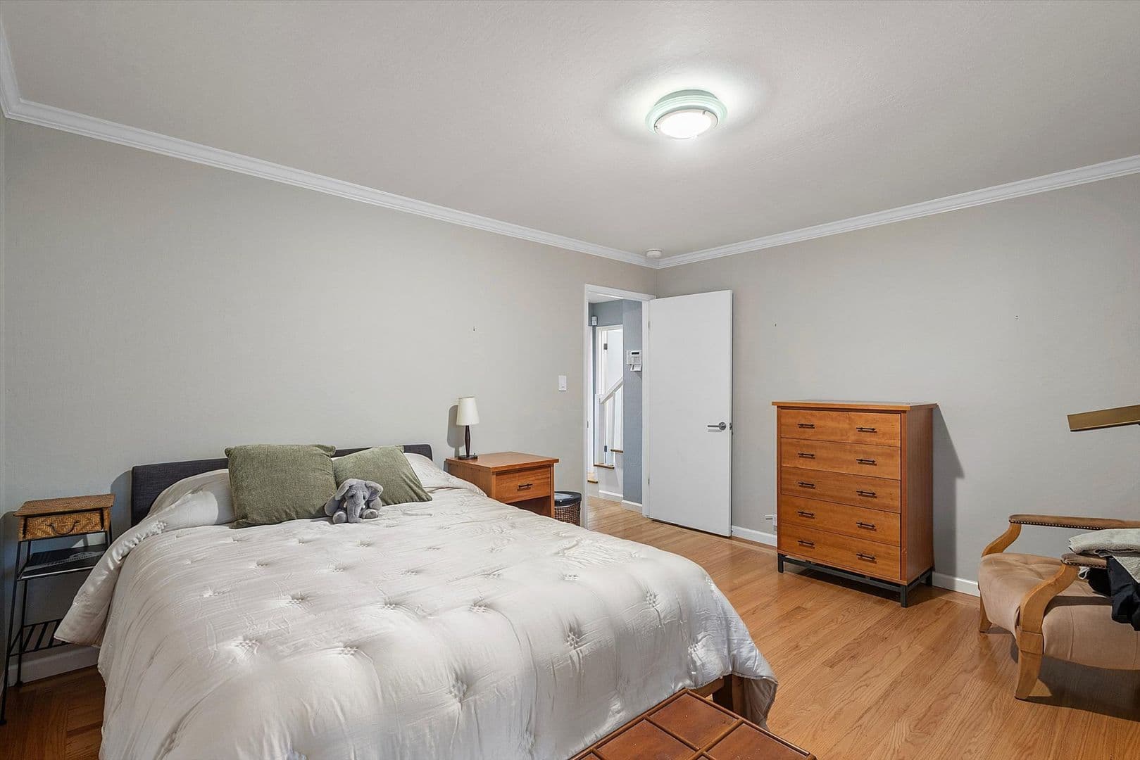 Oakland House: 6140 Bullard Dr