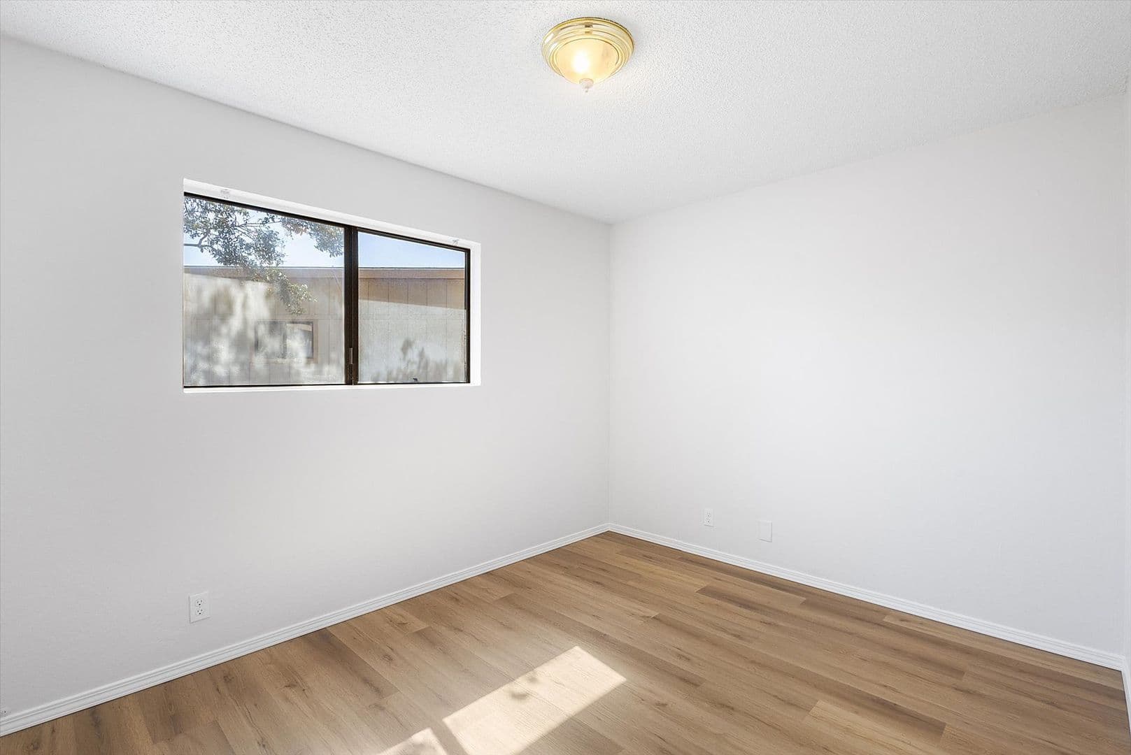Alameda House: 1256 Rosewood Way